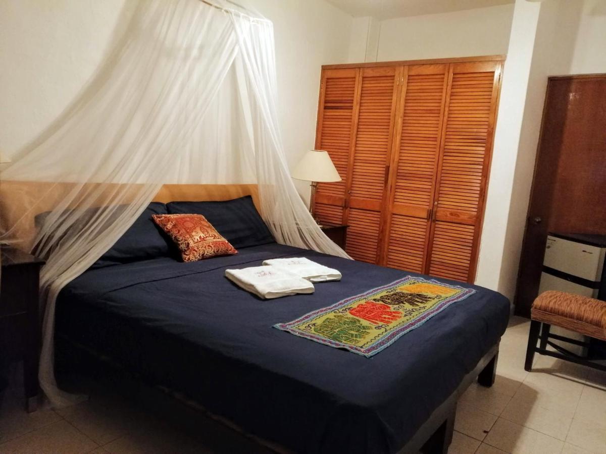 Casa Adriana Hostel Puerto Vallarta Exterior foto