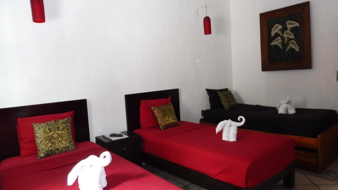 Casa Adriana Hostel Puerto Vallarta Exterior foto